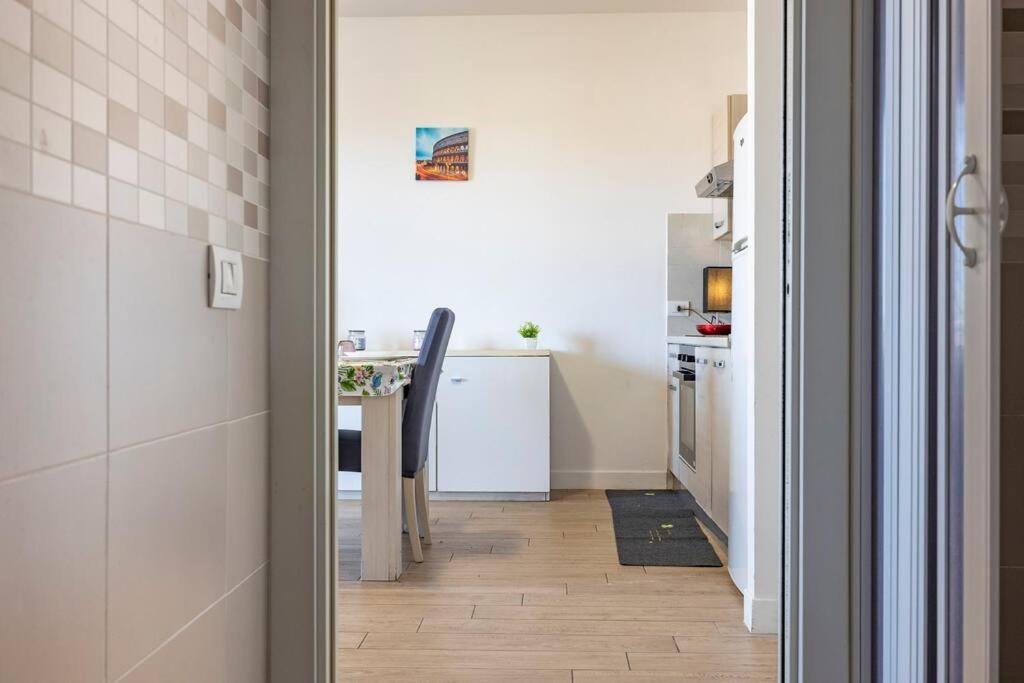 Apartment Roma Relax 2 Con Wifi-Ac-Netflix Bagian luar foto