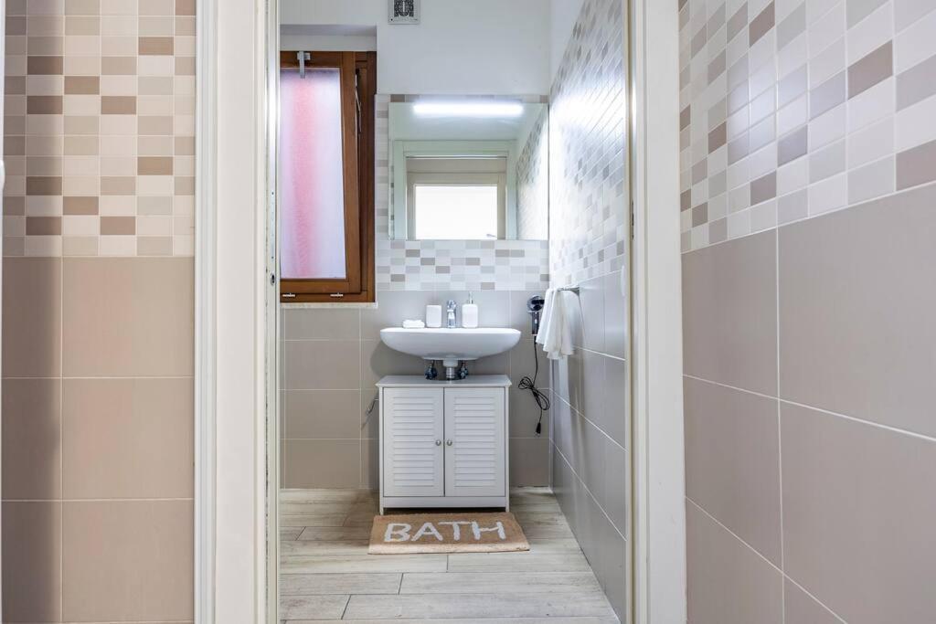 Apartment Roma Relax 2 Con Wifi-Ac-Netflix Bagian luar foto