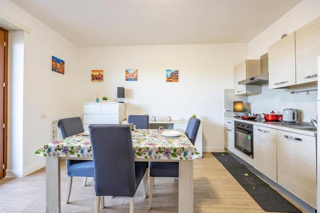 Apartment Roma Relax 2 Con Wifi-Ac-Netflix Bagian luar foto